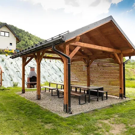 Tu I Teraz Chalet